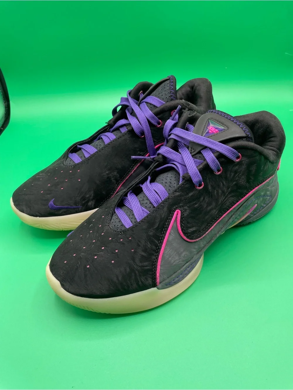 Nike LeBron 22 Blacklight